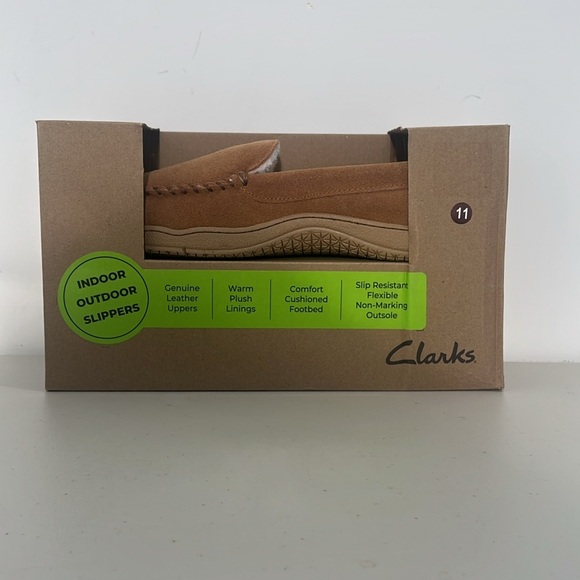 Clarks Other - Clarks Tan Indoor Outdoor Slippers